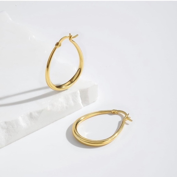 GOLD 14k Gold Plated Hoop Earrings - Picture 1 of 4